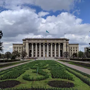 Nadezhda On Abylay Khan Ave 121 , Алматы Казахстан